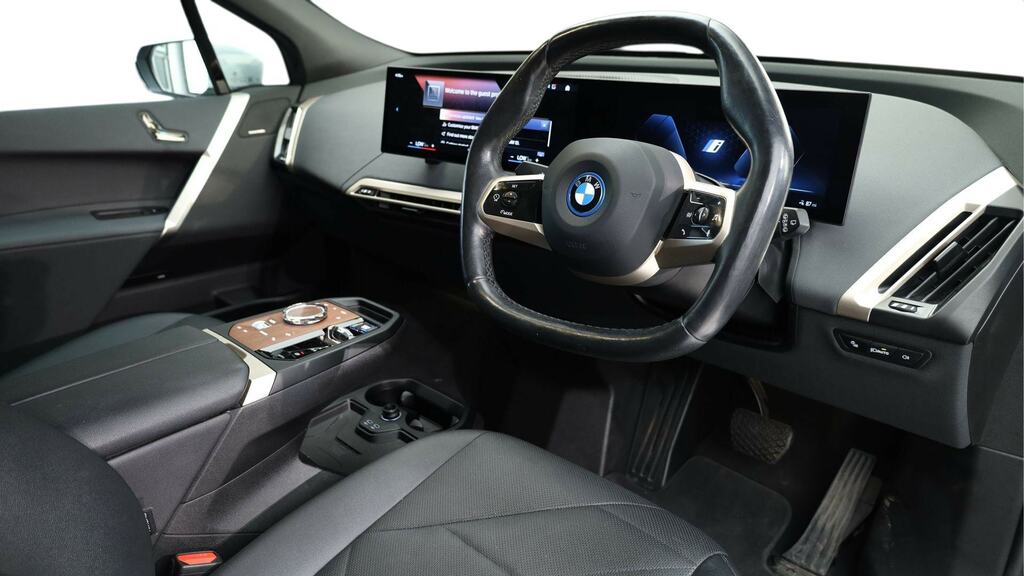 BMW iX 385Kw Xdrive50 M Sport Edition 111.5Kwh SD72TJY White #6