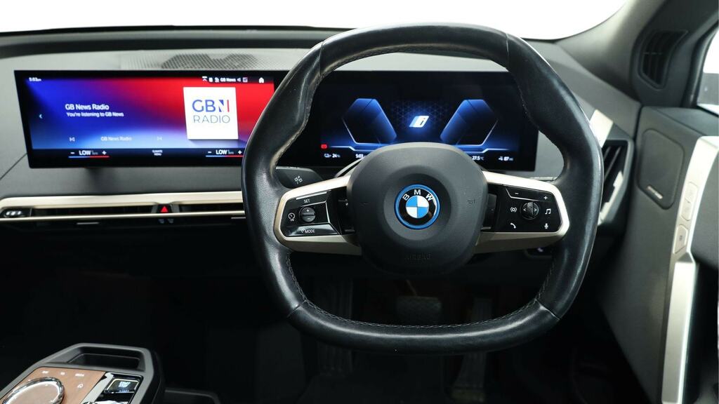 BMW iX 385Kw Xdrive50 M Sport Edition 111.5Kwh SD72TJY White #5