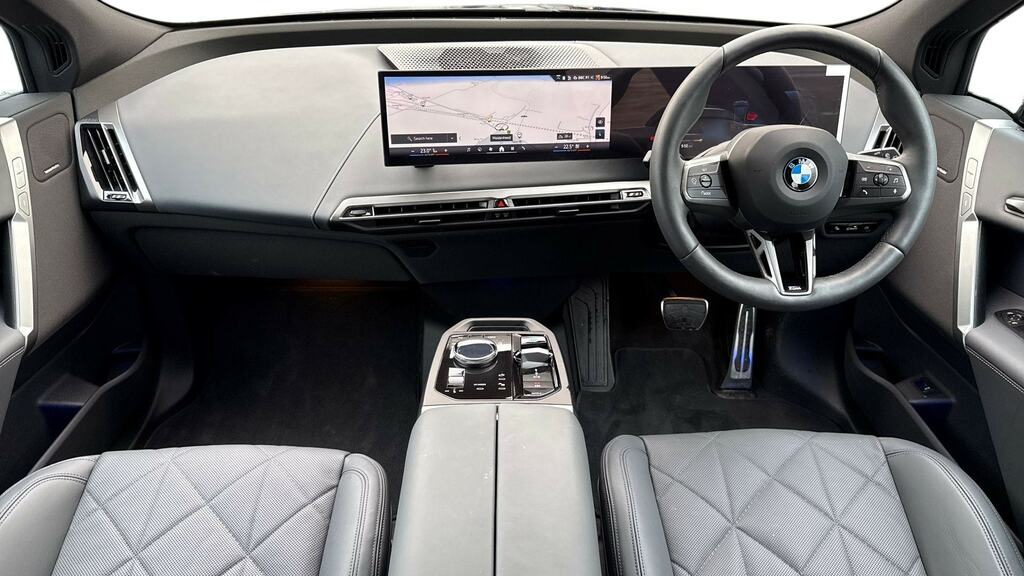 BMW iX 400Kw Xdrive60 M Sport 112Kwh Black #4