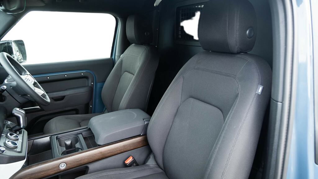 Land Rover Defender 90 3.0 D200 Hard Top LN23XGT Blue #4