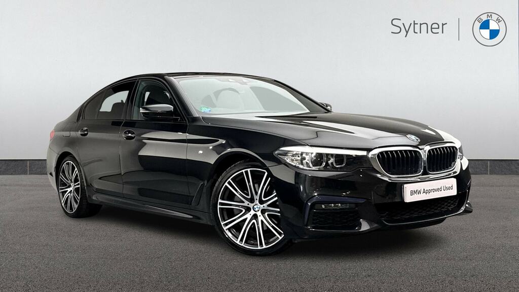 BMW 5 Series 530D Xdrive M Sport Saloon White #1