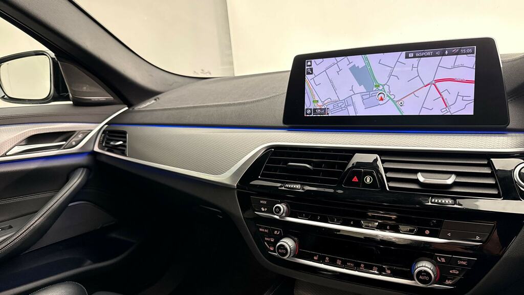 BMW 5 Series 530D Xdrive M Sport Saloon White #8