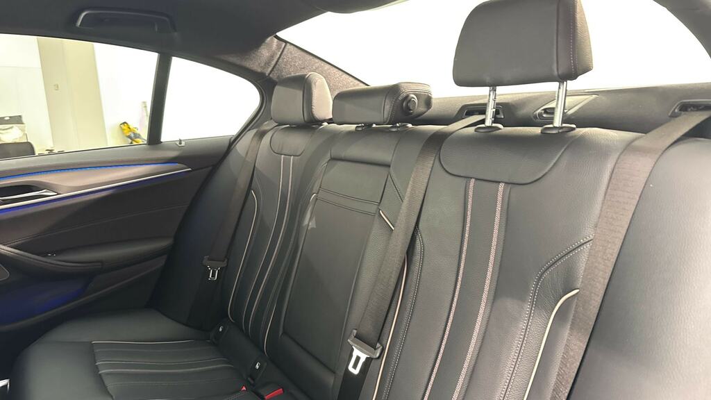 BMW 5 Series 530D Xdrive M Sport Saloon White #12
