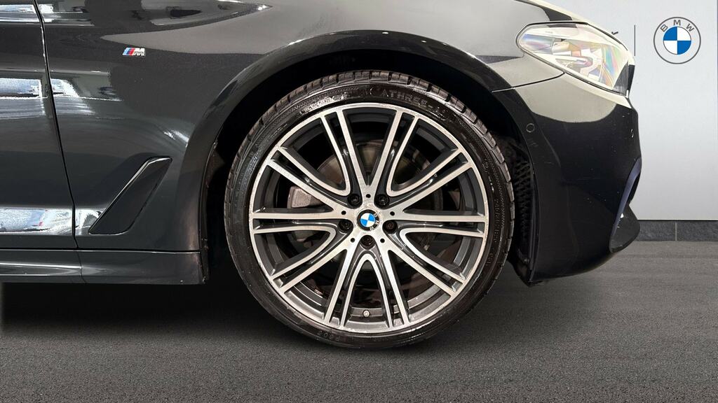 BMW 5 Series 530D Xdrive M Sport Saloon White #14