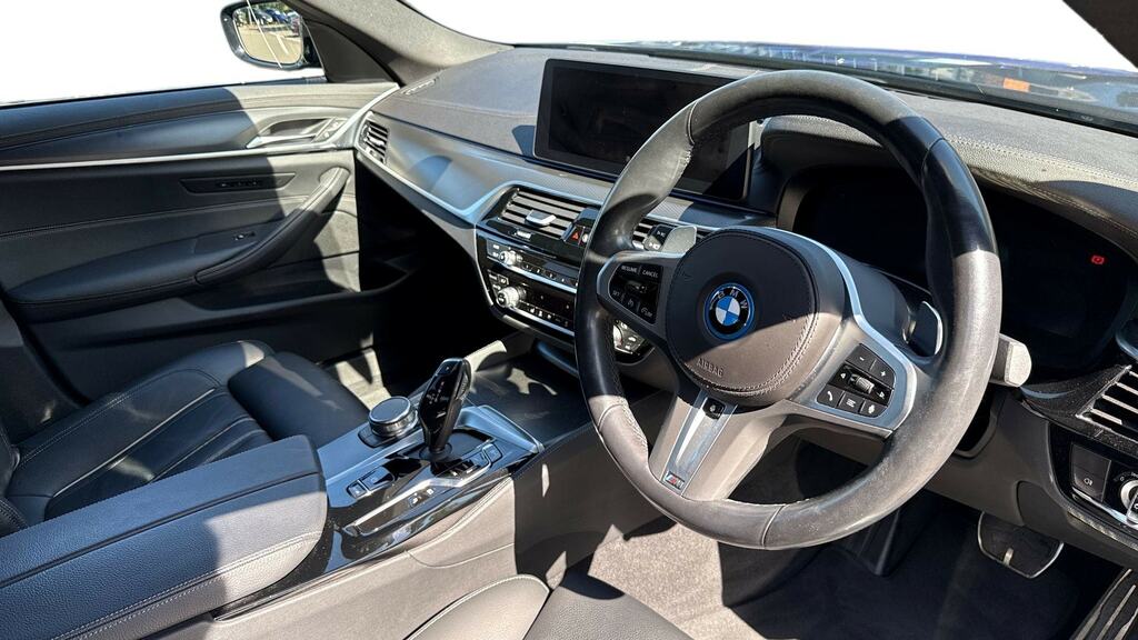 BMW 5 Series 530E M Sport Blue #6
