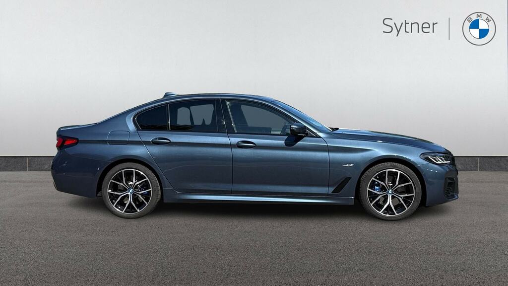 BMW 5 Series 530E M Sport Blue #3