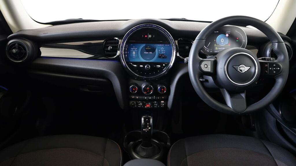 Mini Hatch 1.5 Cooper Classic Premium FJ24UOK Black #4