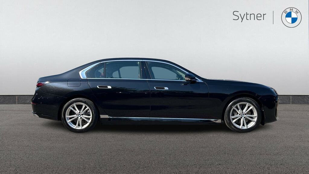 BMW i7 335Kw Edrive50 Excellence 105.7Kwh Black #3