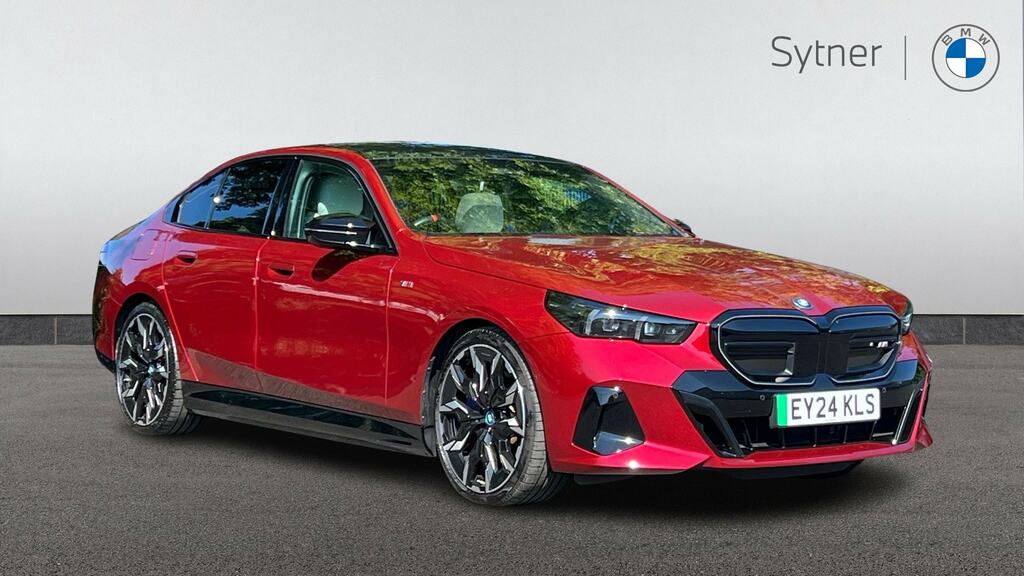 BMW i5 442Kw M60 Xdrive 84Kwh EY24KLS Red