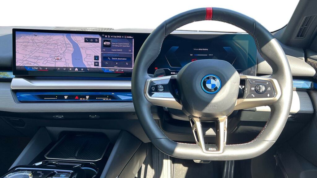 BMW i5 442Kw M60 Xdrive 84Kwh EY24KLS Red #5