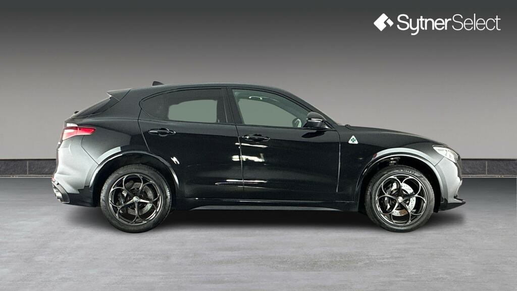 Alfa Romeo Stelvio 2.9 V6 Biturbo 510 Quadrifoglio Black #3