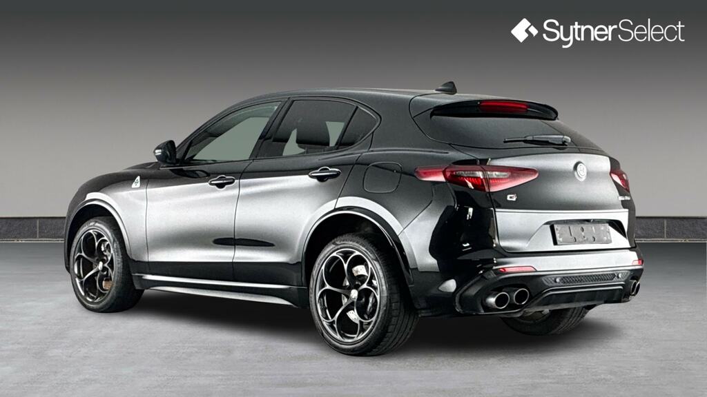 Alfa Romeo Stelvio 2.9 V6 Biturbo 510 Quadrifoglio Black #2