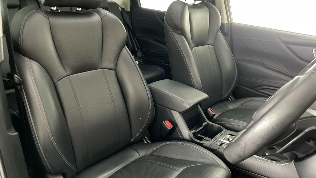 Subaru Forester 2.0I E-boxer Xe Premium Green #10
