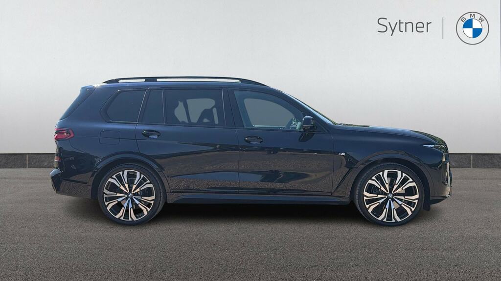 BMW X7 Xdrive40d Mht M Sport Step LR26OUC Black #3