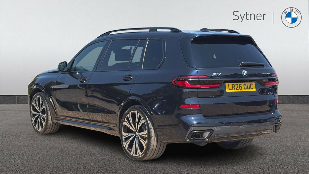 BMW X7 Xdrive40d Mht M Sport Step LR26OUC Black #2