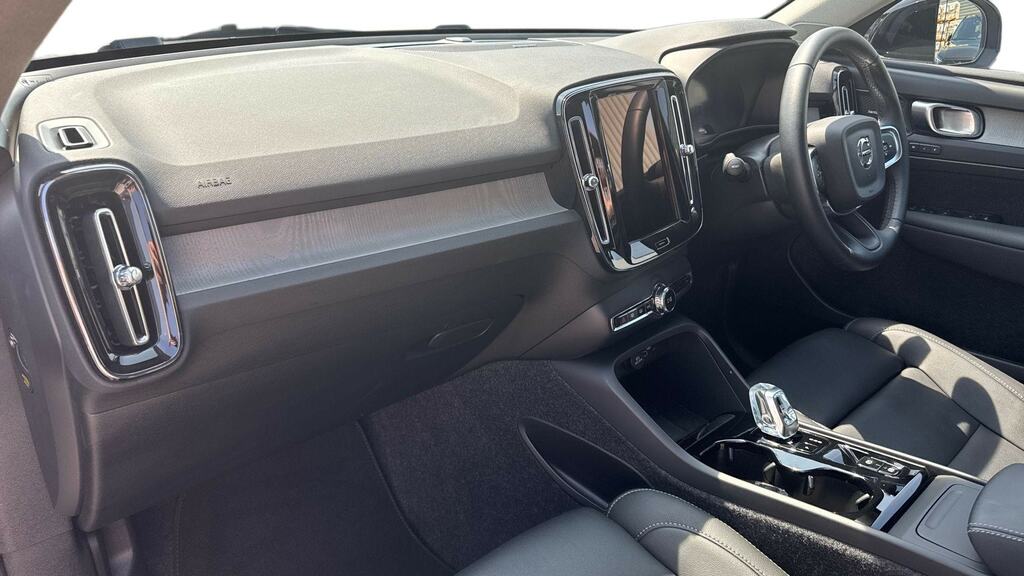 Volvo XC40 2.0 B4p Ultra Dark OV75BKU Silver #4