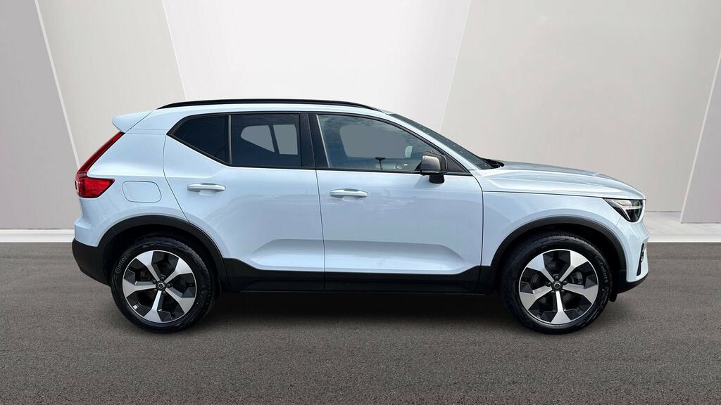 Volvo XC40 2.0 B4p Plus Dark RA25AOC Blue #3