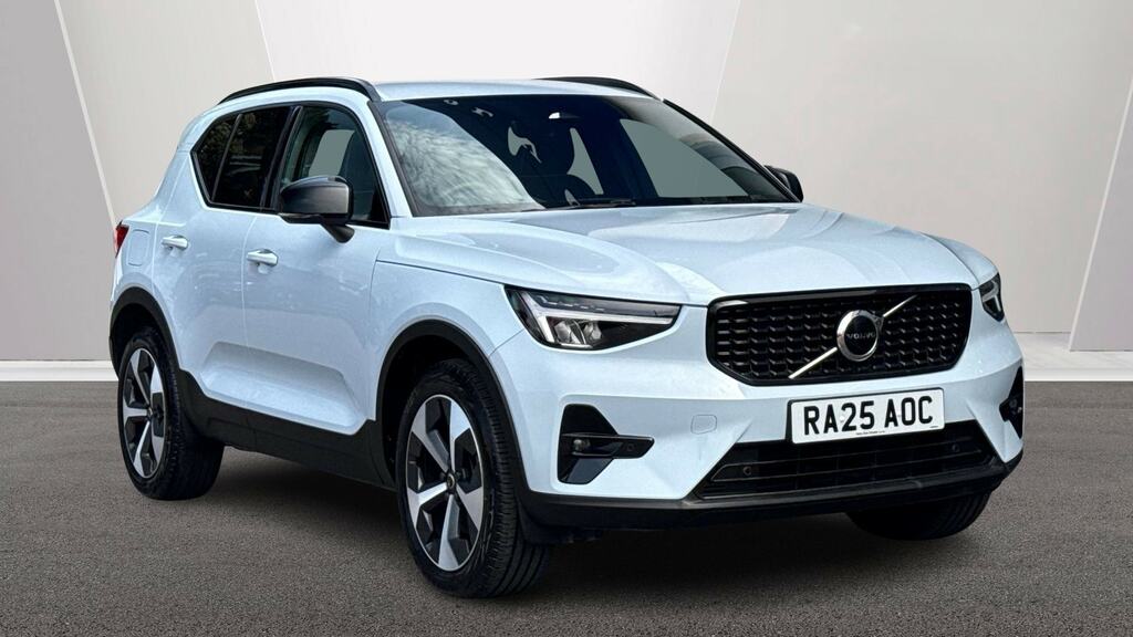 Volvo XC40 2.0 B4p Plus Dark RA25AOC Blue
