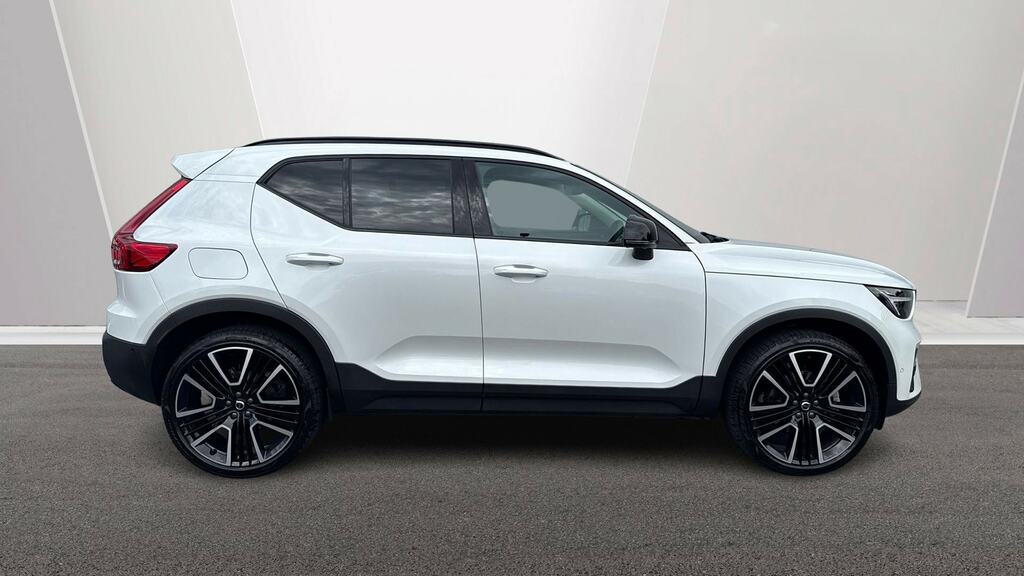 Volvo XC40 2.0 B3p Ultimate Dark WF25FBG White #3