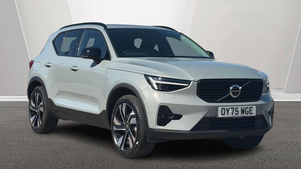 Volvo XC40 2.0 B4p Ultra Dark Grey