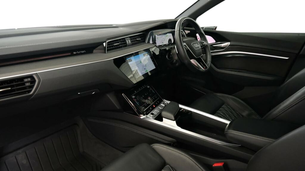 Audi Q8 e tron 300Kw 55 Quattro 114Kwh Vorsprung Red #2