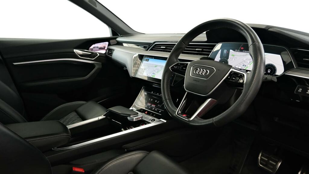 Audi Q8 e tron 300Kw 55 Quattro 114Kwh Vorsprung Red #6