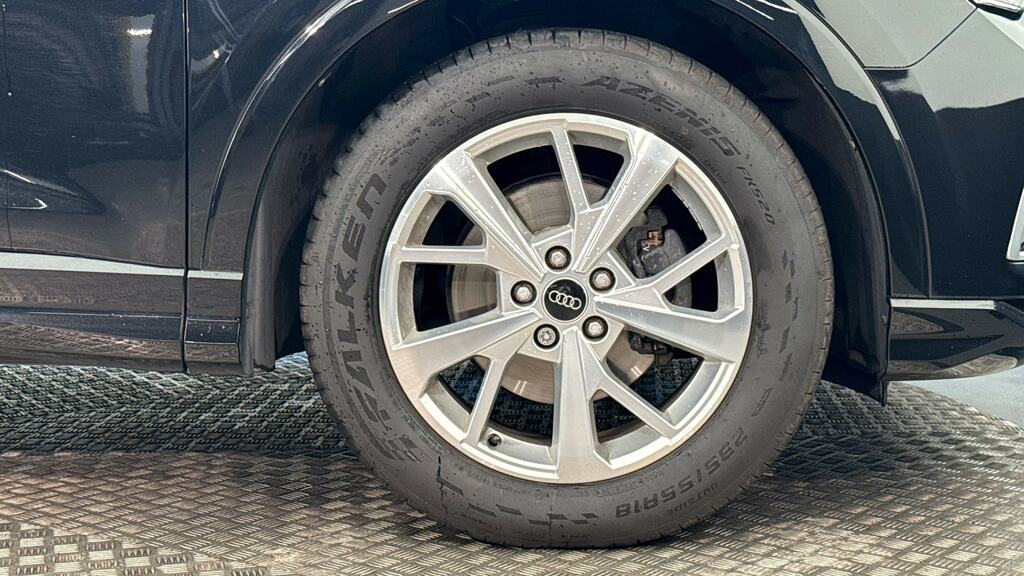 Audi Q3 35 Tdi Sport S Tronic Comfortsound Pack Black #5