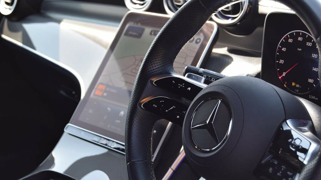 Mercedes-Benz GLC Class Glc 300D 4Matic Amg Line Premium 9G-tronic KR24OFE Grey #3