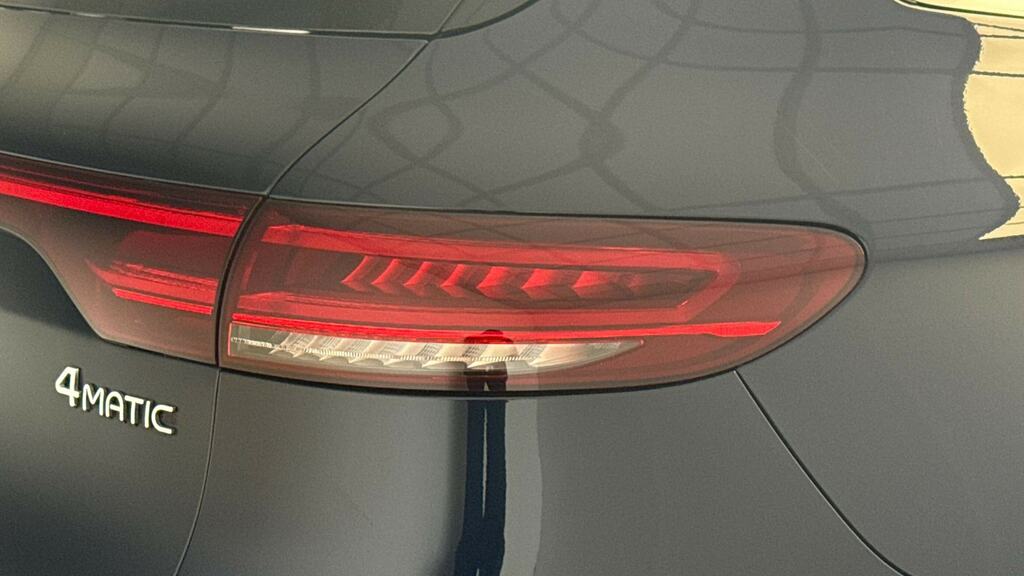 Mercedes-Benz EQC Eqc 400 80Kwh Amg Line Premium Plus Suv Elec Black #19