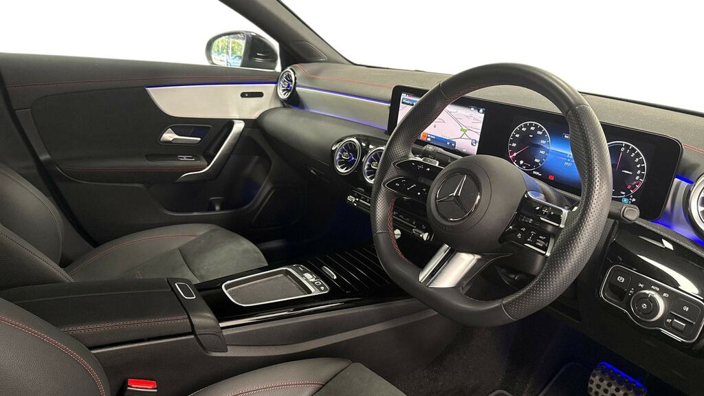 Mercedes-Benz CLA Class Cla 250E Amg Line Executive Tip Black #3