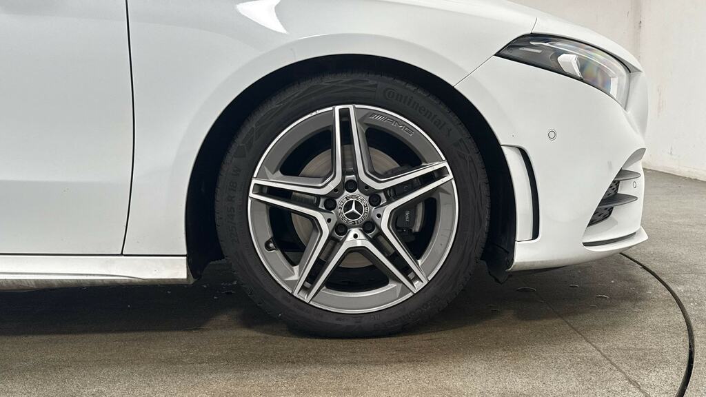 Mercedes-Benz A Class A200 Amg Line Premium KP22HME White #5