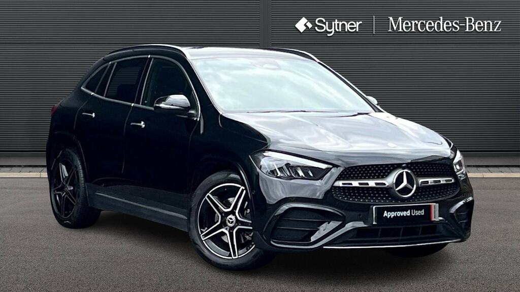 Mercedes-Benz GLA Class Gla 220D 4Matic Amg Line Executive Black