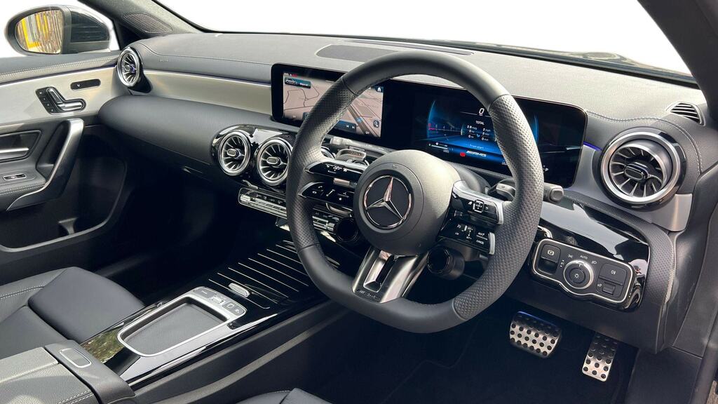 Mercedes-Benz A Class A35 4Matic Premium KO25WYX Black #3