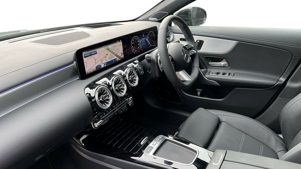 Mercedes-Benz CLA Class 200 Cpe 1.3 163 Amg Line Premium Au White #8
