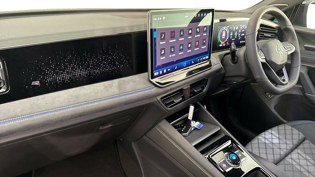 Volkswagen Tiguan 1.5 Tsi 272 Ehybrid Black Edition Dsg Black #2