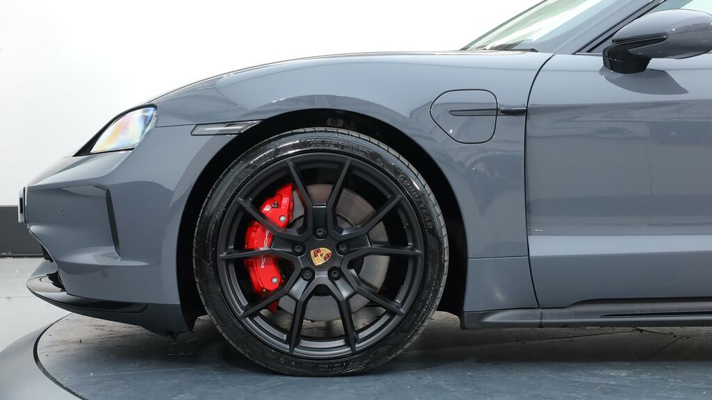 Porsche Taycan 515Kw Gts 105Kwh Grey #3