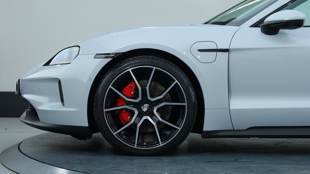 Porsche Taycan 340Kw 4S 89Kwh Grey #3