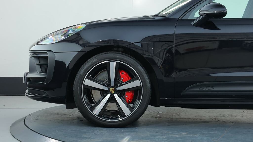 Porsche Macan Gts Pdk Black #3