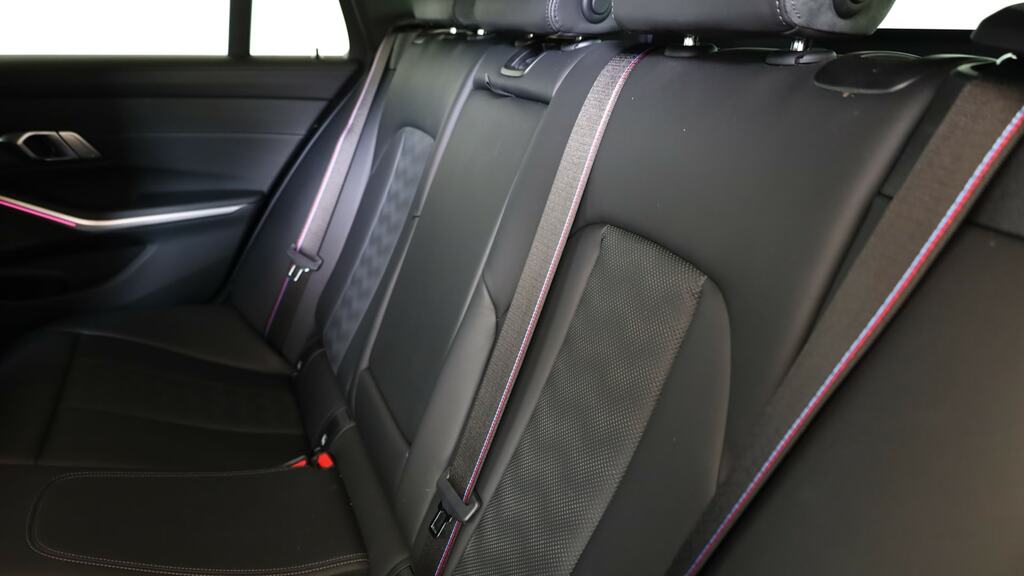BMW M3 Mht Saloon Hybrid Xdrive Euro 6 Ss Black #12