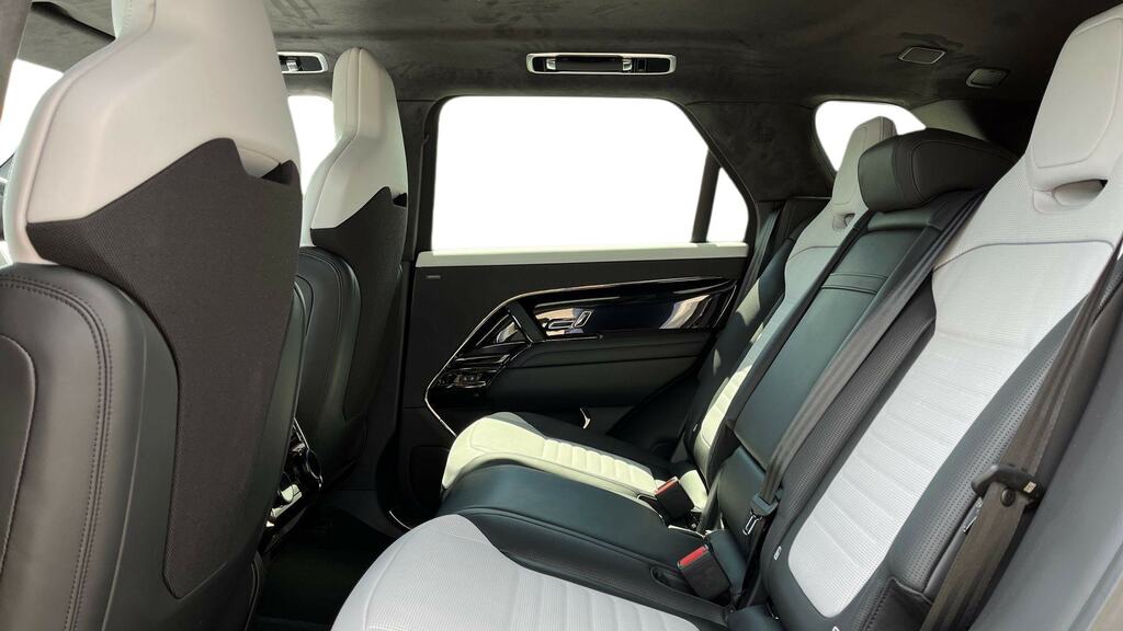 Land Rover Range Rover Sport 4.4 P635 V8 Sv Grey #4