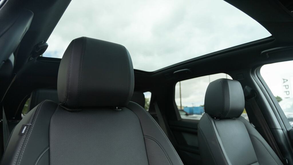 Land Rover Discovery Sport 2.0 D200 Dynamic Hse 7 Seat Red #20