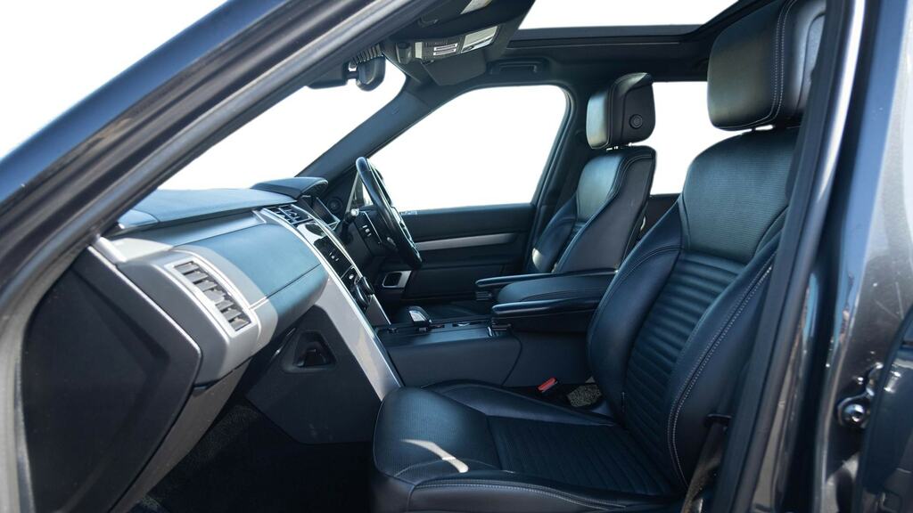 Land Rover Discovery 3.0 D300 R-dynamic Se YK21NJL Grey #3