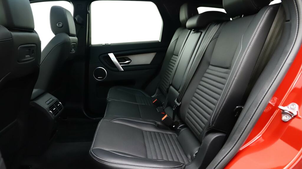 Land Rover Discovery Sport 2.0 D200 Landmark 7 Seat Red #4