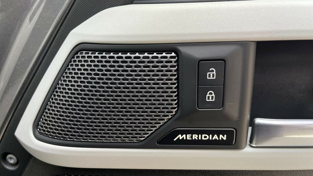 Land Rover Defender 110 3.0L 3.0 D250 Mhev X-dynamic Se Suv Aut Grey #24
