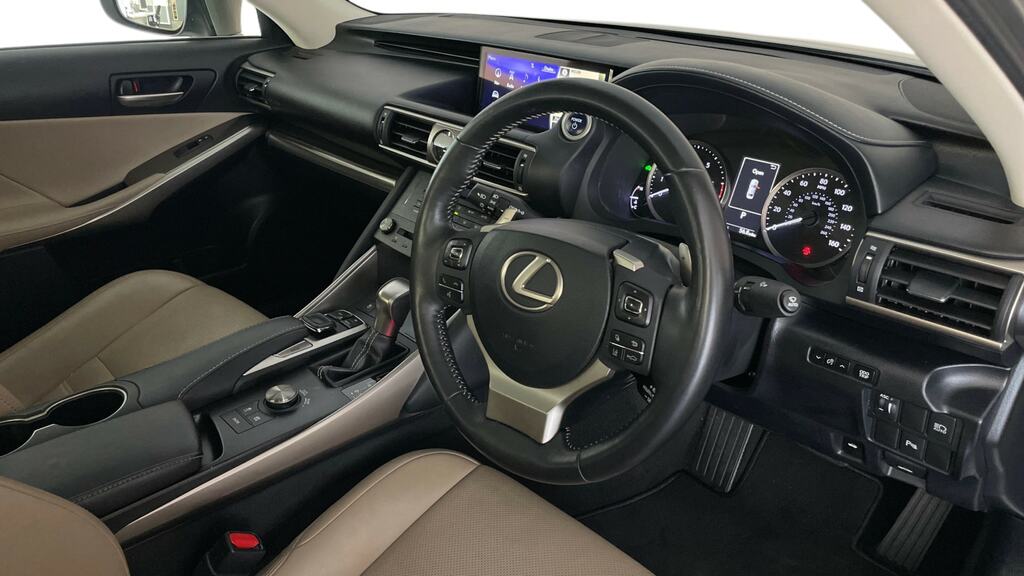 Lexus IS 2019 2.5 300H Saloon Hybrid E-cvt Euro Red #9