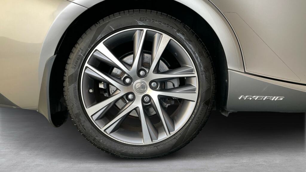 Lexus IS 2019 2.5 300H Saloon Hybrid E-cvt Euro Red #26