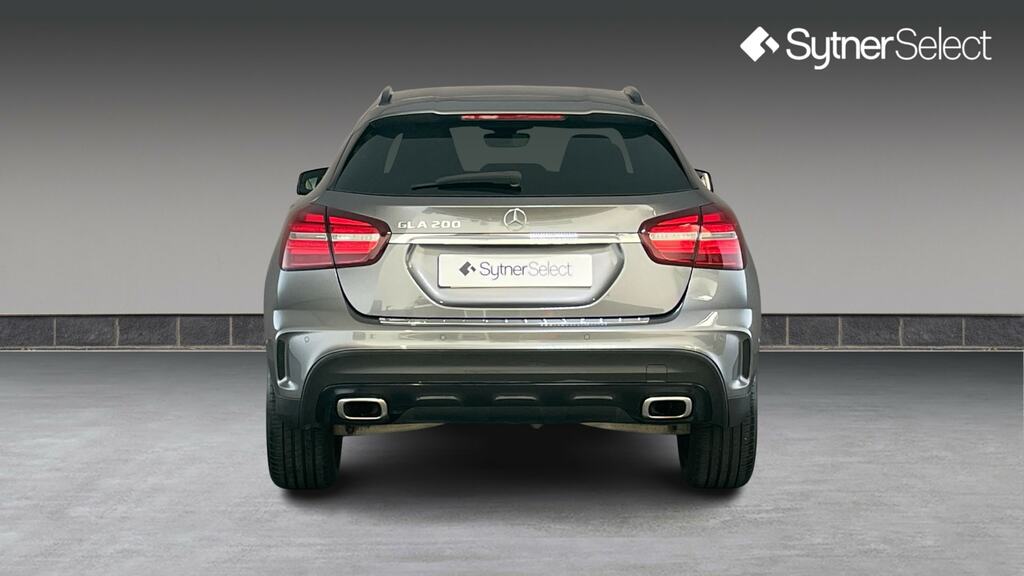 Mercedes-Benz GLA Class Gla 200 Amg Line Edition Grey #5