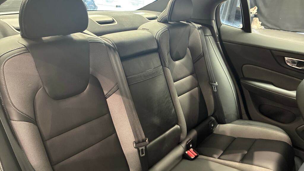 Volvo S60 Black #12