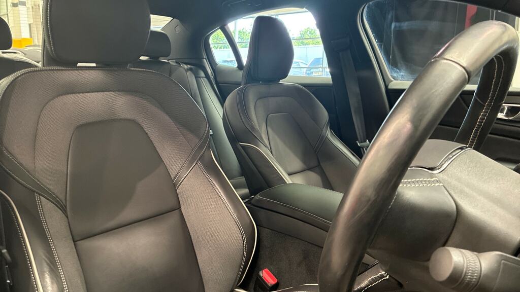Volvo S60 Black #10