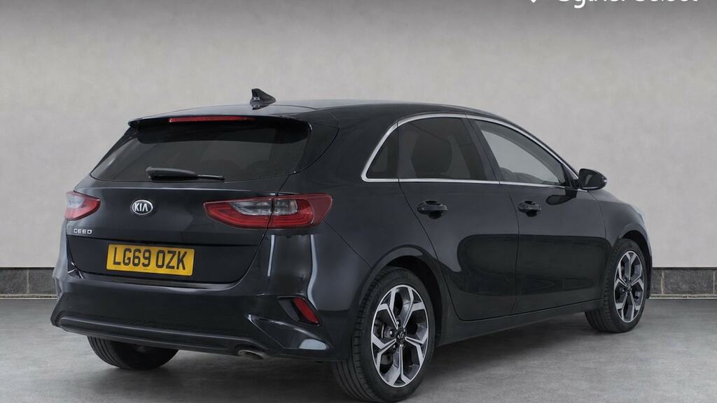 Kia Ceed 1.6 Crdi Isg 3 Dct Black #4